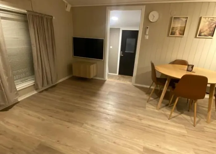 Furnished Outhouse *